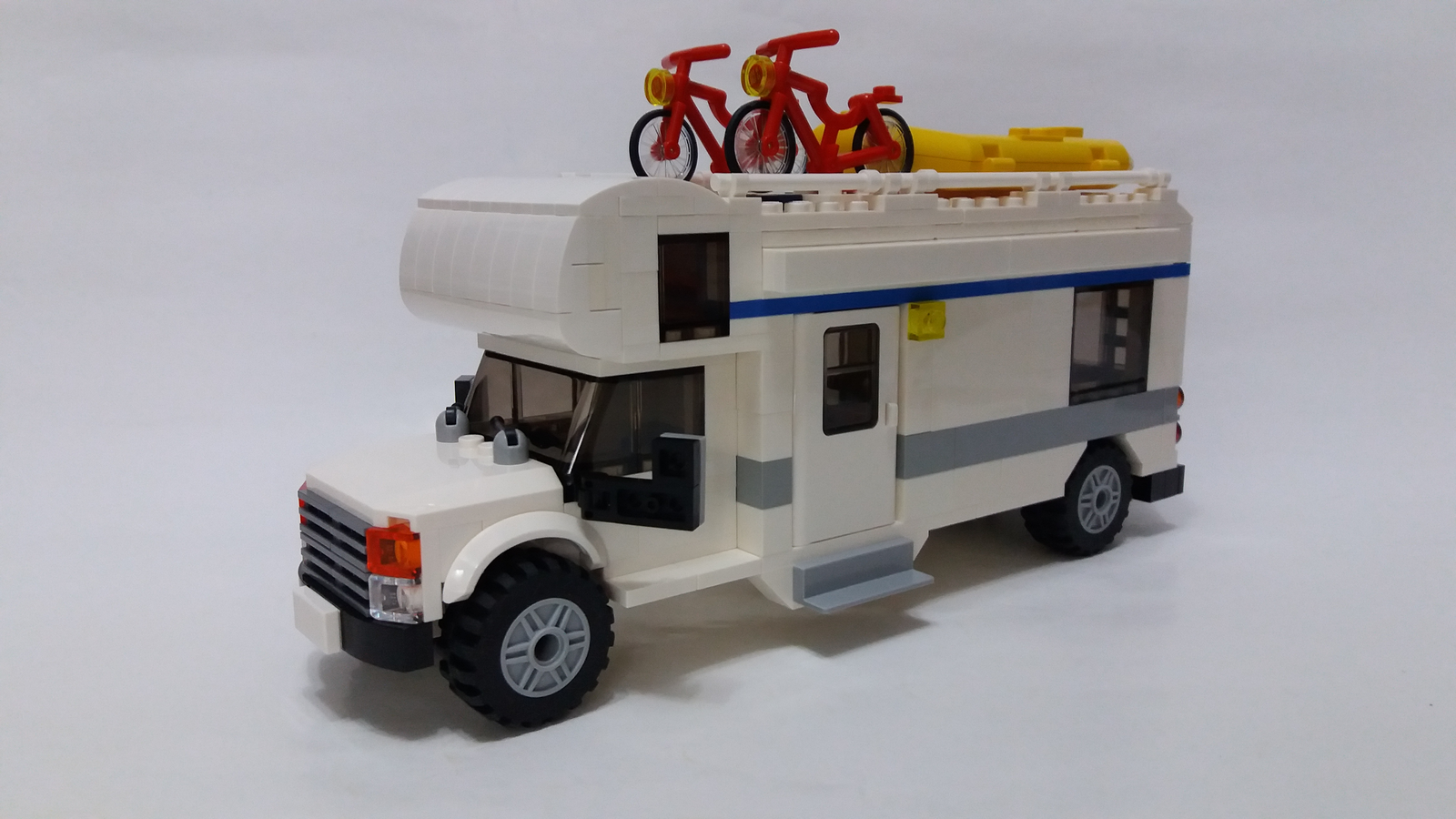 Lego rv hot sale camper