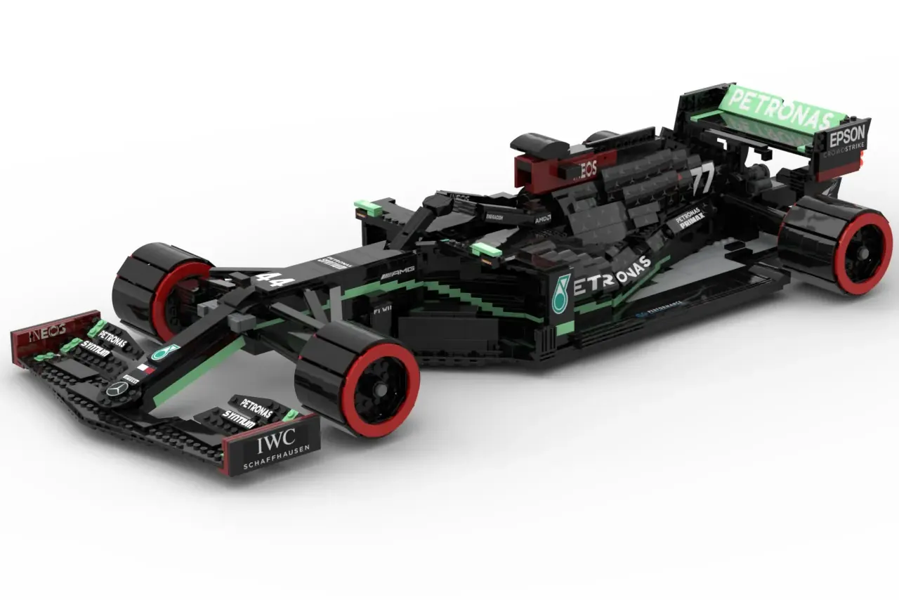 F1 store mercedes lego