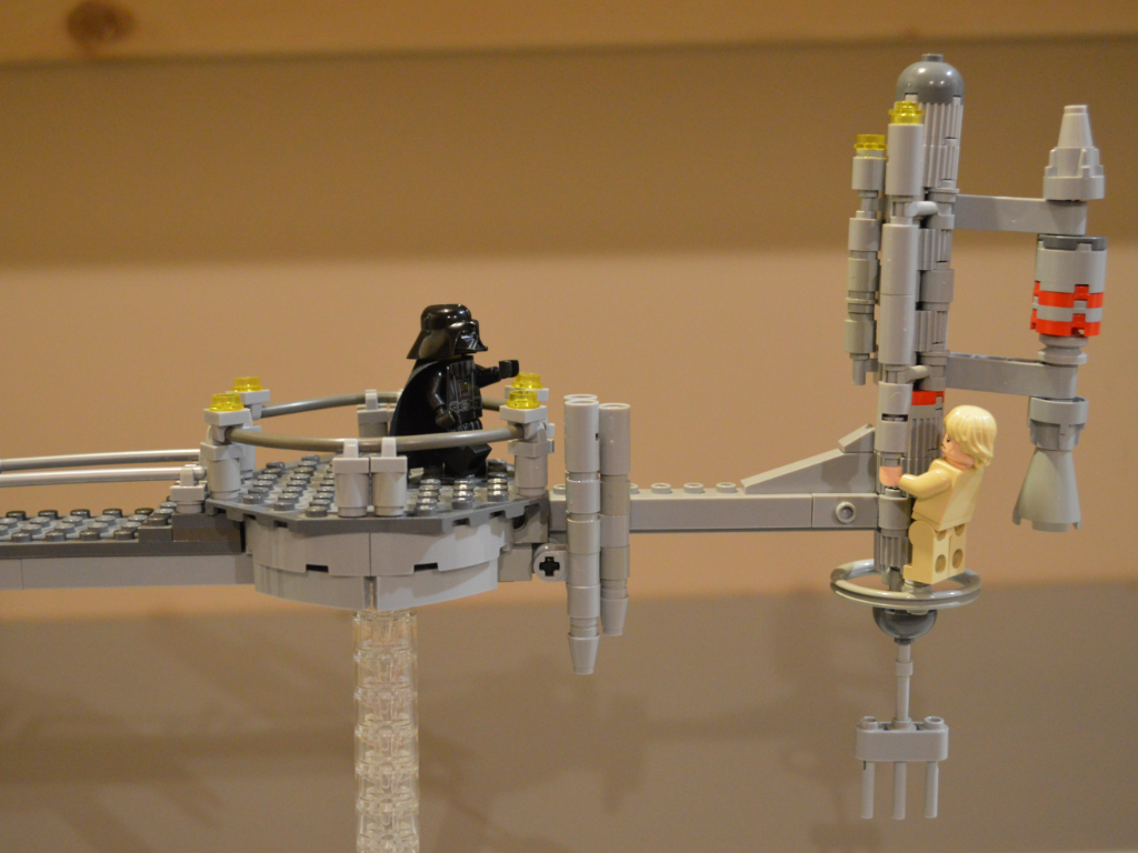 LEGO IDEAS Star Wars Cloud City Core Duel