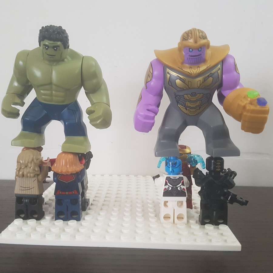 Finally, a bald LEGO Thanos bigfig