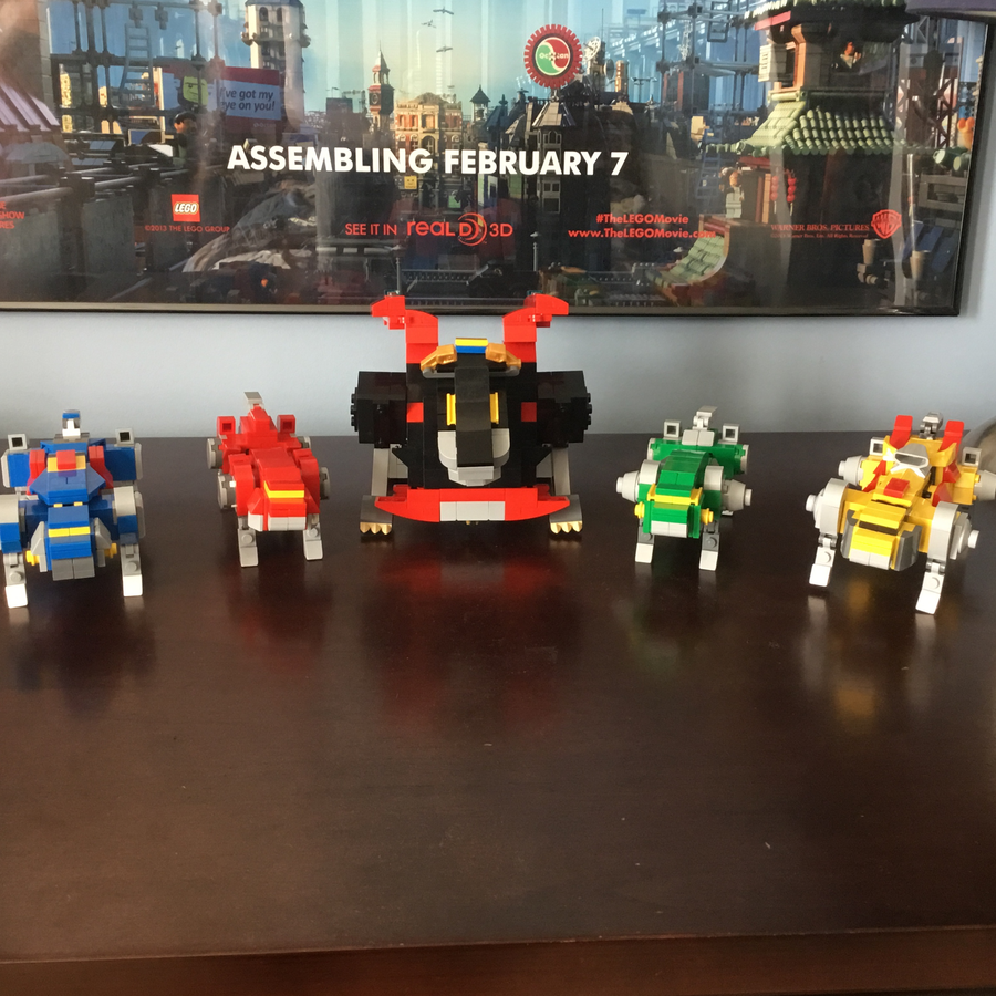 Voltron lego online minifigure