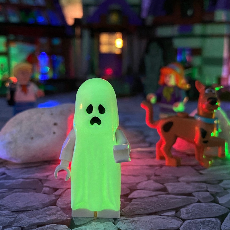 Glow in the dark lego online ghost