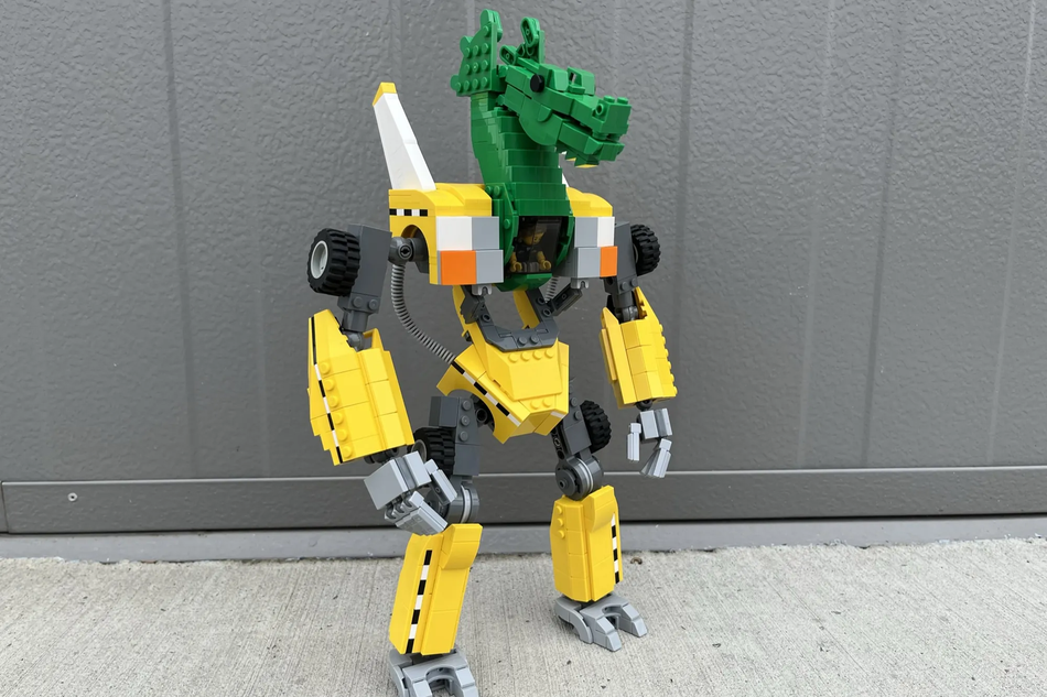 LEGO IDEAS Dragon Taxi Mech