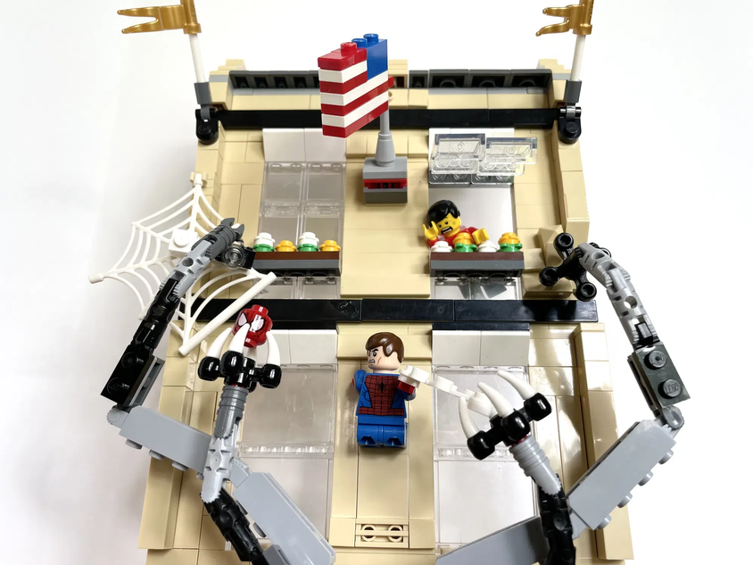 Lego peter parker sales homecoming