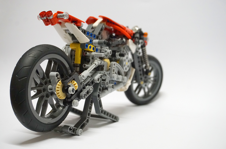 Lego best sale rc motorcycle