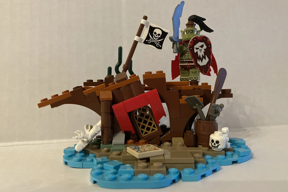 LEGO IDEAS Goblin Shipwreck