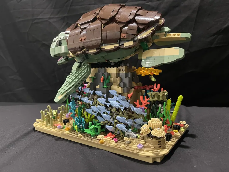 LEGO IDEAS Baby Green Sea Turtle Kinetic