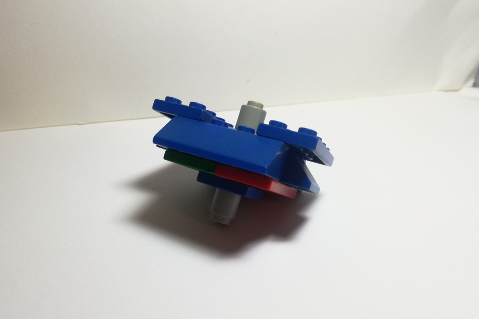 Lego spinning shop top