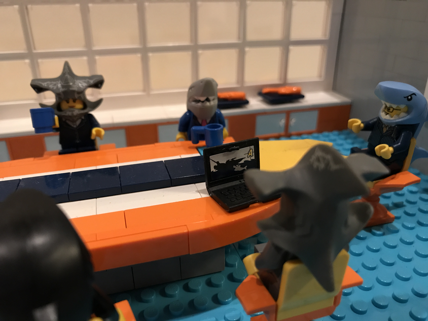 Lego shark online tank