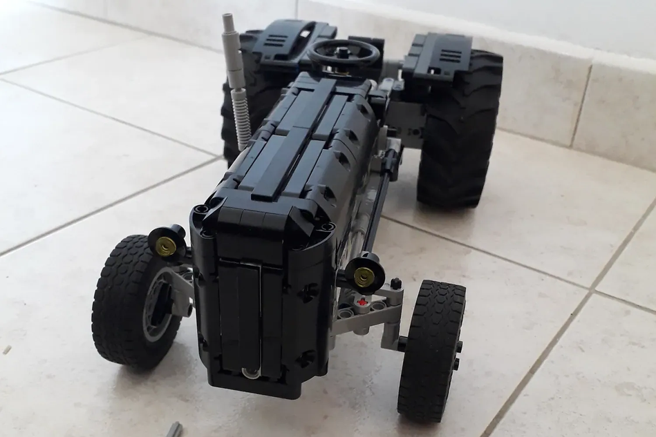 Lego grey ferguson discount tractor