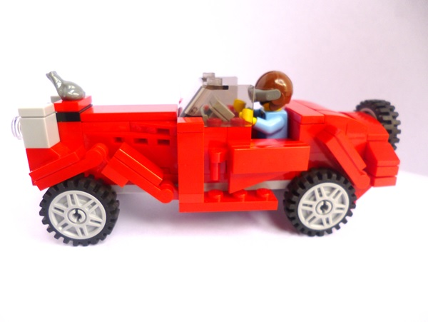 Lego classic hot sale red car