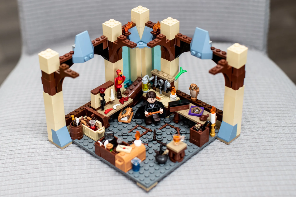 LEGO IDEAS - Celebrate 20 years of magic with LEGO Harry Potter