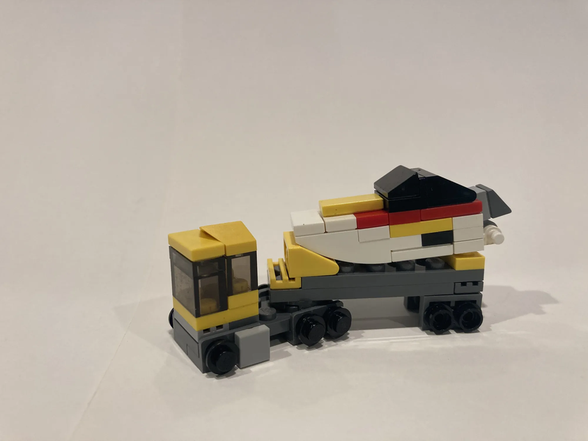 Lego power boat online transporter