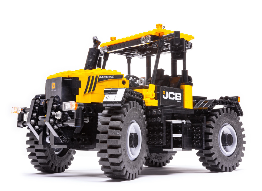 LEGO IDEAS JCB Fastrac 3230