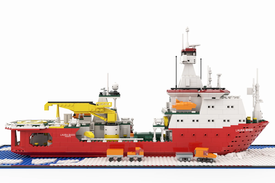 Lego vessel on sale