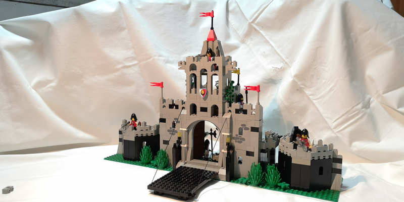 lego medieval castle set