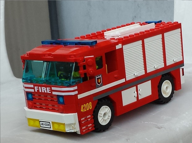 Lego City - Camion dei pompieri con scala