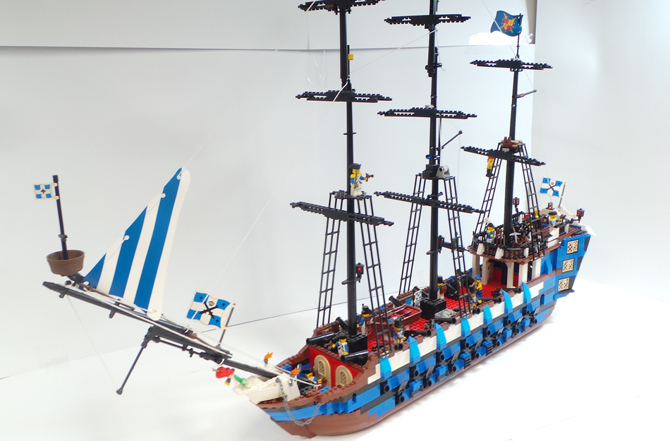 Lego imperial best sale pirate ship