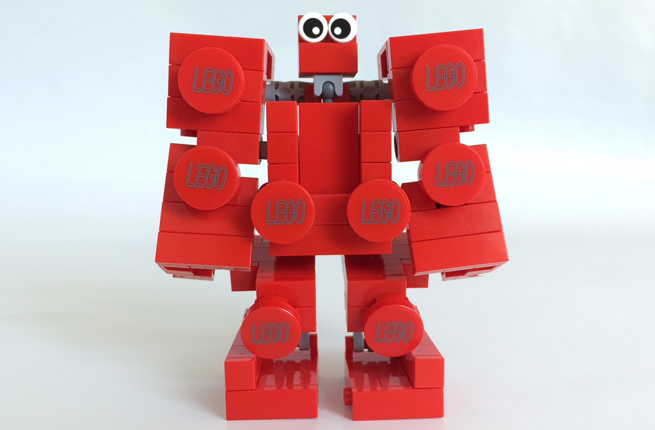 LEGO IDEAS Brick Bot