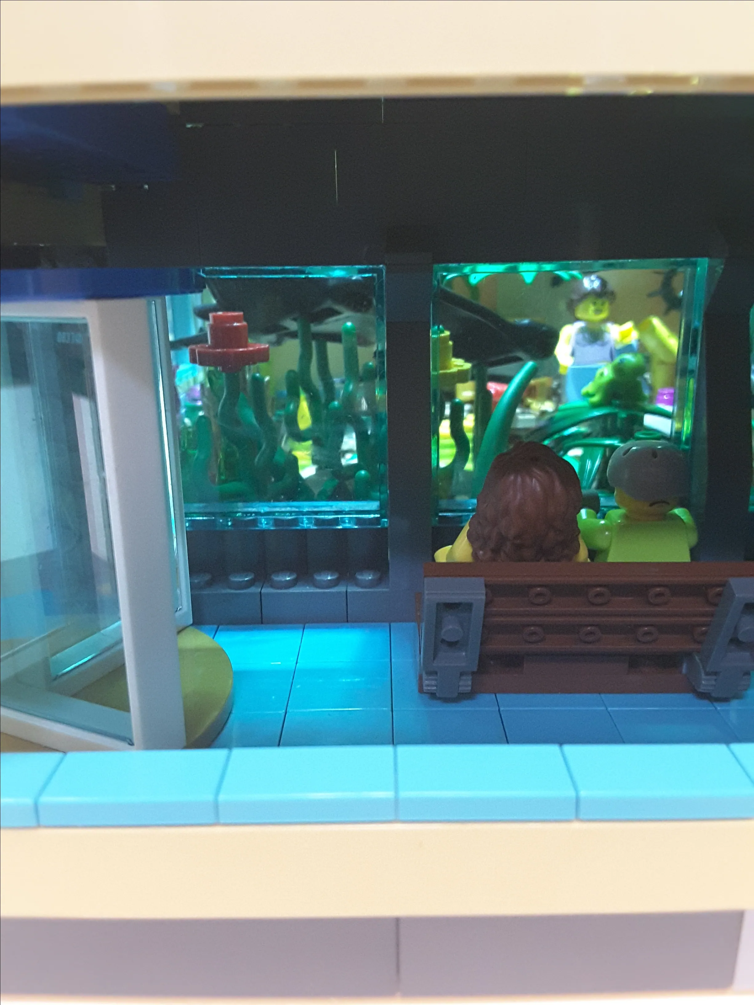 Deluxe Modular Aquarium | LEGO® Ideas
