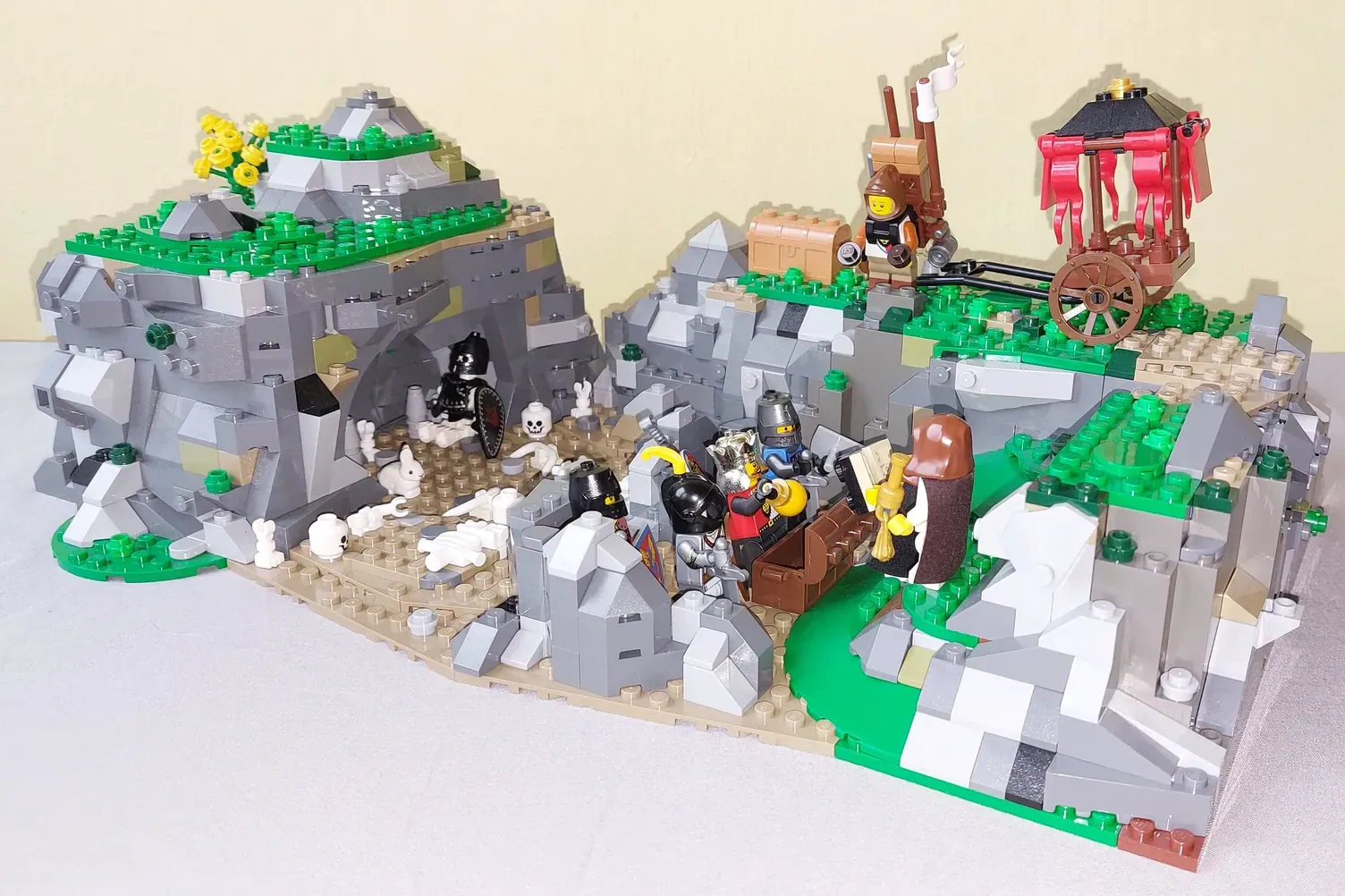 Monty Python and the Holy Grail - The Rabbit of Caerbannog | LEGO® Ideas