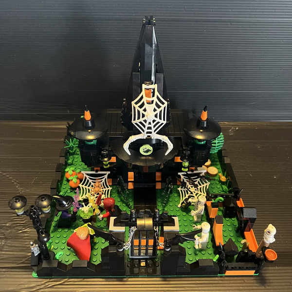 LEGO IDEAS Build your own game Mamma Mia