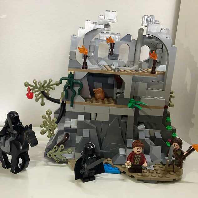 The Middle Earth LEGO Minifigure Catalog