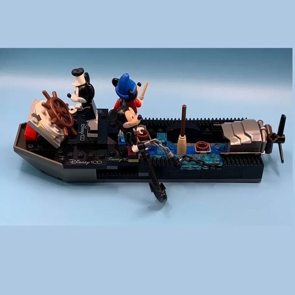 LEGO IDEAS - 100 years of fairytales! - Fantasia Sorcerer Mickey Mouse