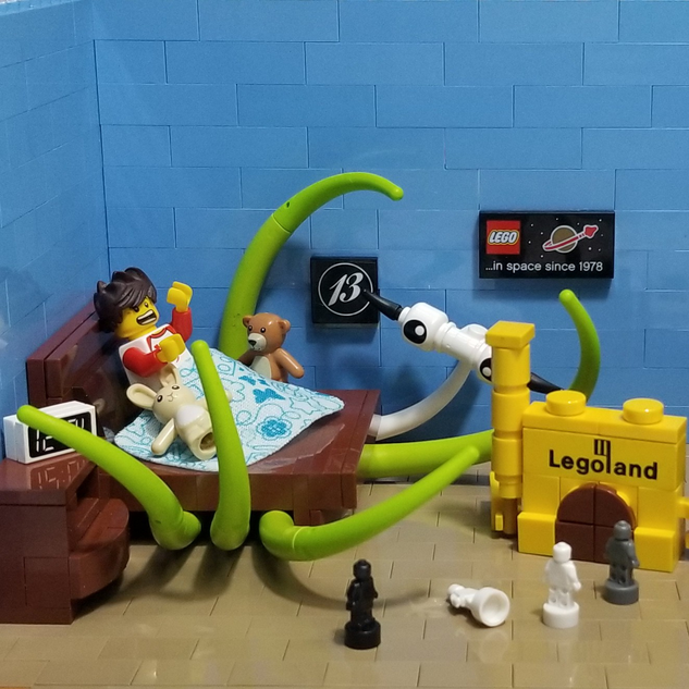 LEGO IDEAS Scary Photography Monster Under the Bed