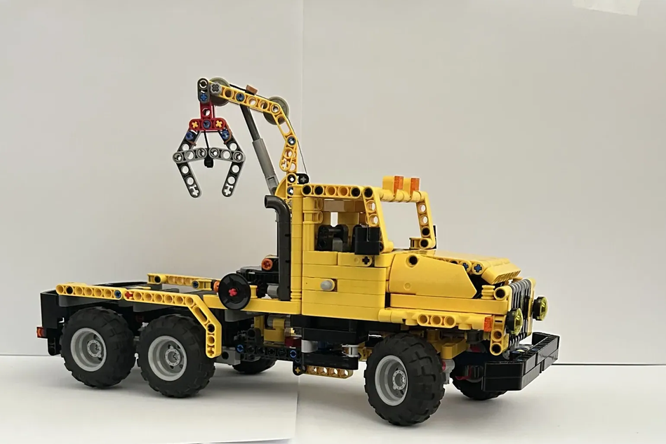 LEGO IDEAS Vintage Russian Truck