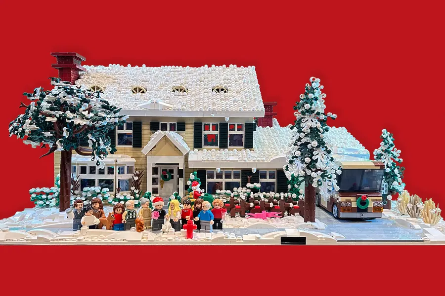 National Lampoon's Christmas Vacation Complete Griswold House Image