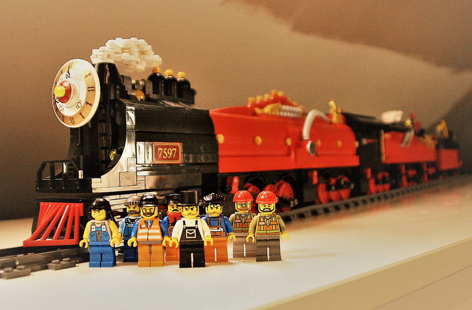 Red best sale train lego