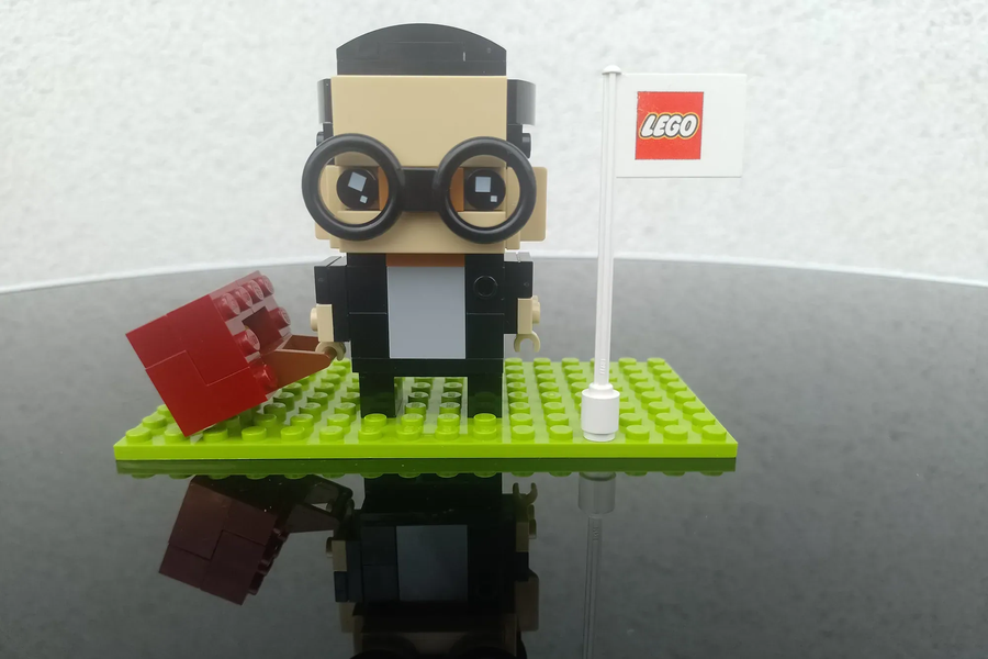 Luke's discount diner lego