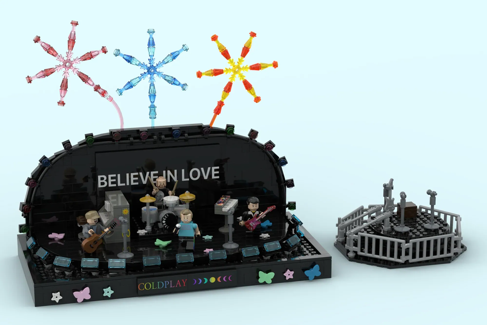 LEGO IDEAS - Coldplay Music of the Spheres World Tour Diorama