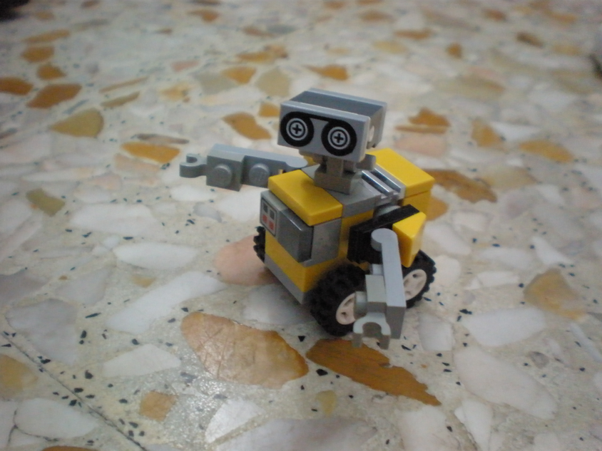 Wall e lego discount mini