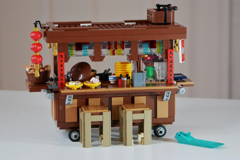 LEGO IDEAS Taste of the Traditional Wooden Noodle Cart