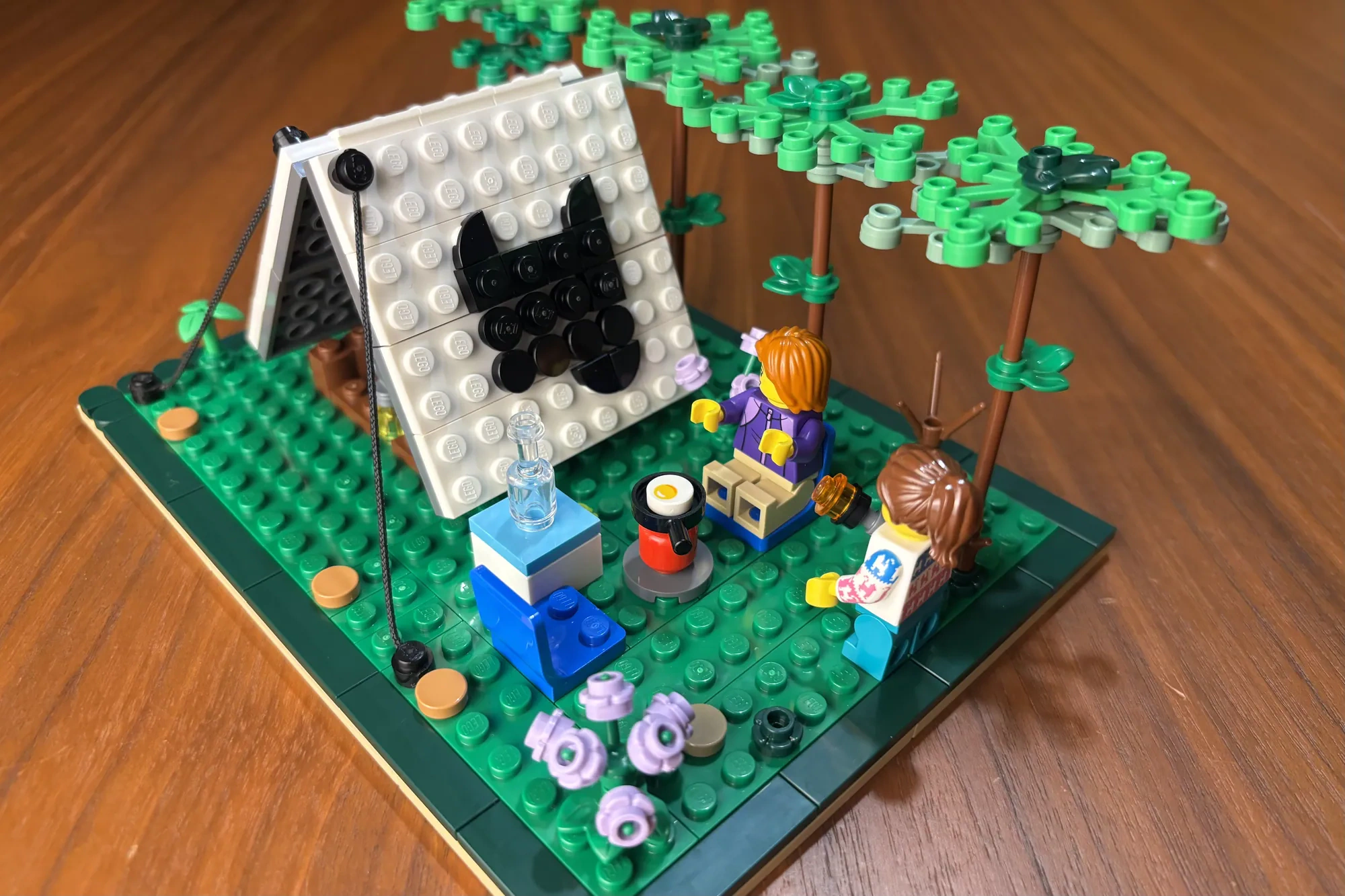 Making Shadow Puppets on a Camping Trip | LEGO® Ideas