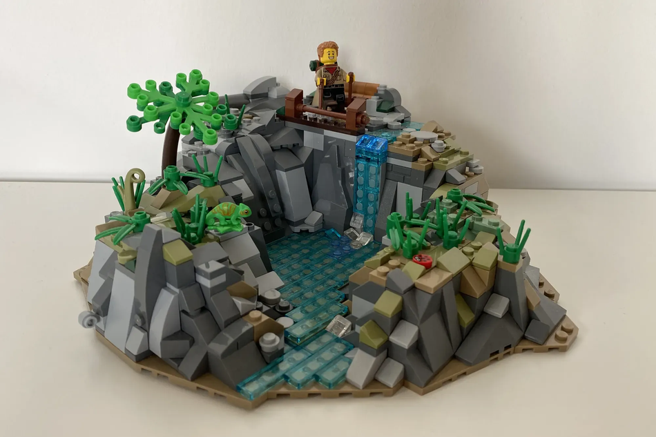 LEGO IDEAS - The Hiking Path