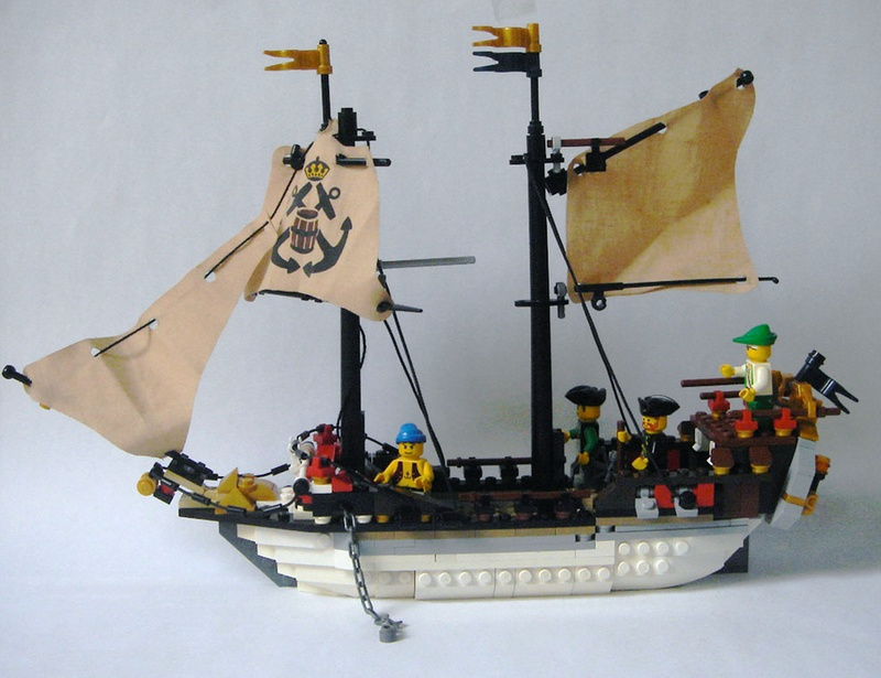 Lego store small ship