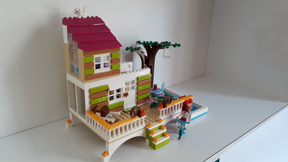 Lego best sale holiday house