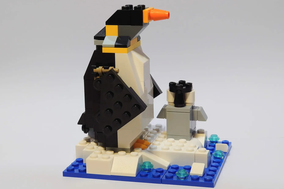 LEGO IDEAS Mother And Baby Penguins