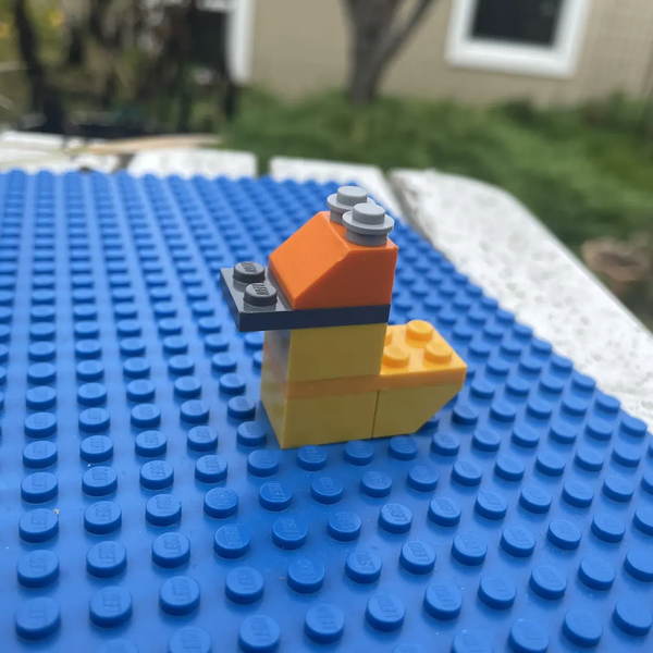 Simple discount lego duck