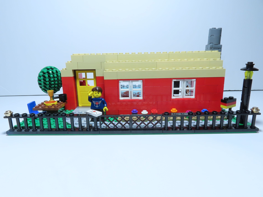 How to build a small best sale lego house