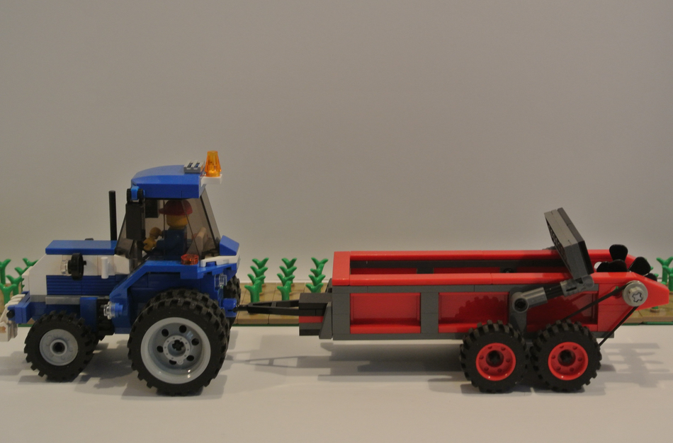 LEGO IDEAS Tractor with Manure Spreader