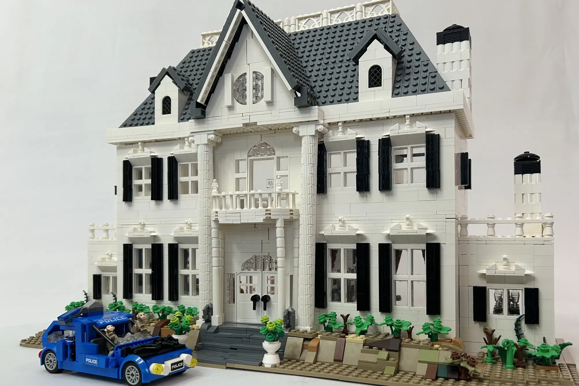 Jumanji: Parish House | LEGO® Ideas