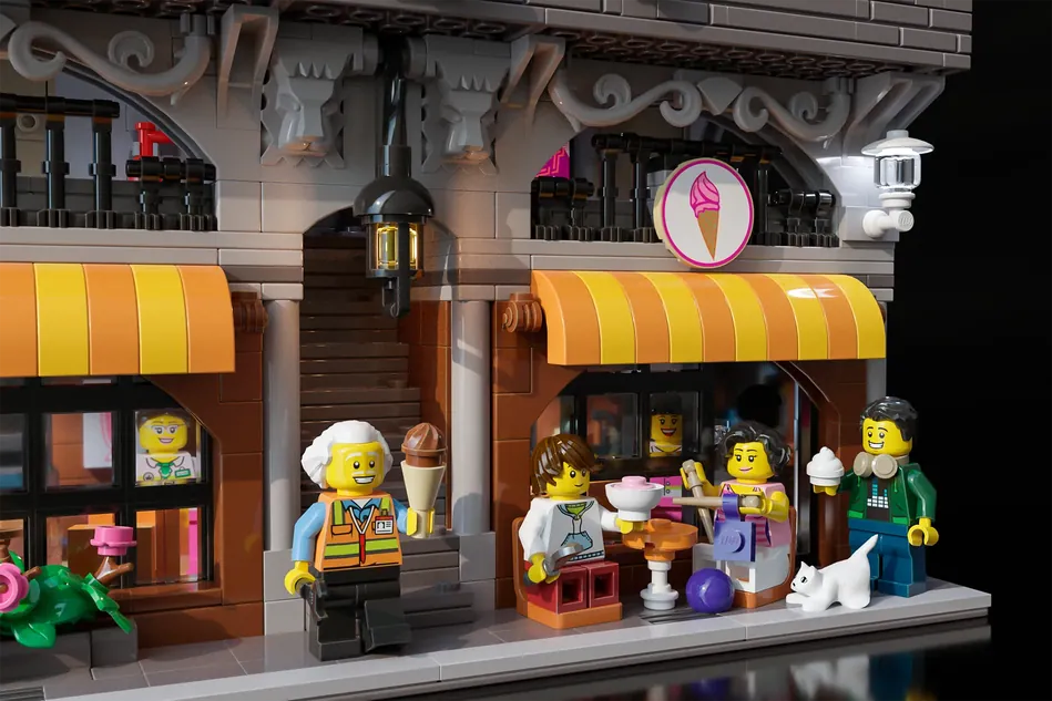 LEGO Ideas Ice Cream Parlor Achieves 10,000 Supporters - The