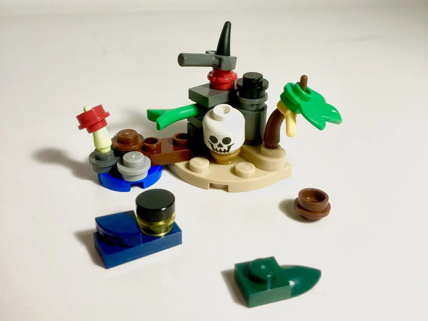 Lego pirates 2024 treasure island