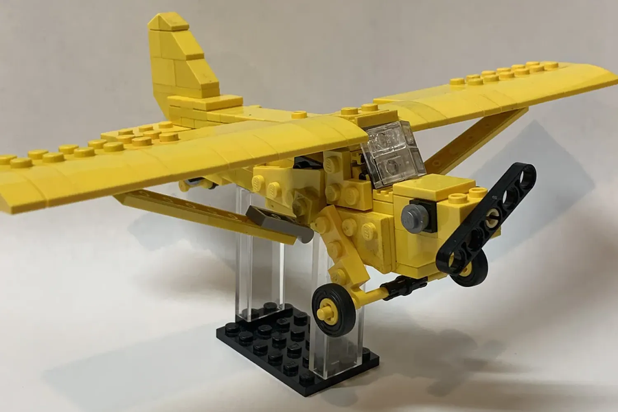 LEGO IDEAS Southwest 737 800