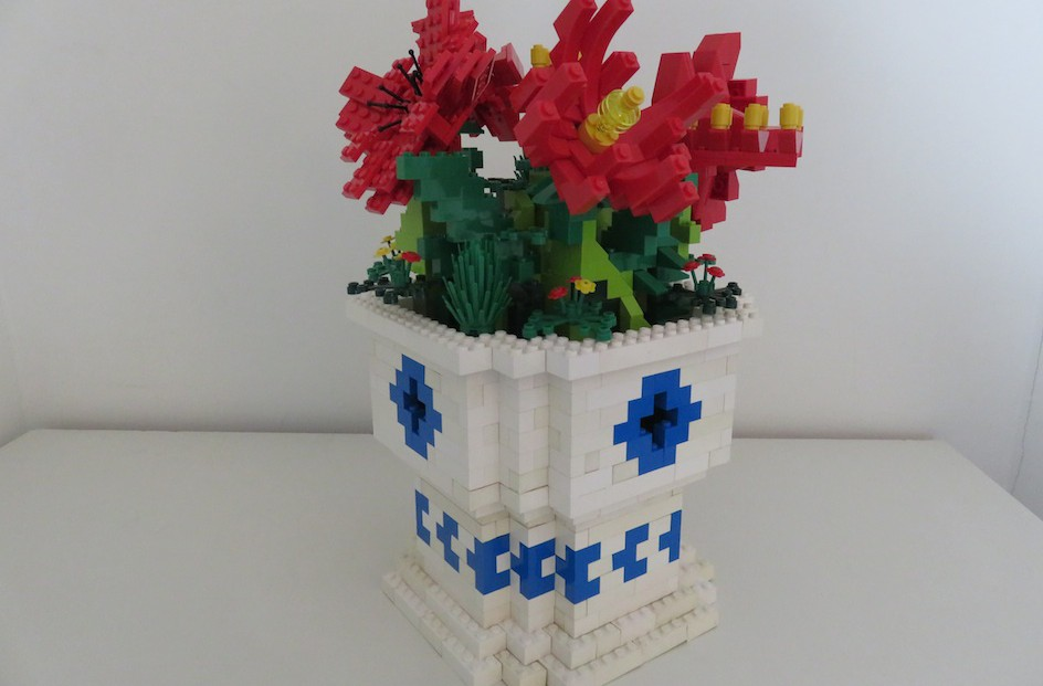 Lego vase best sale