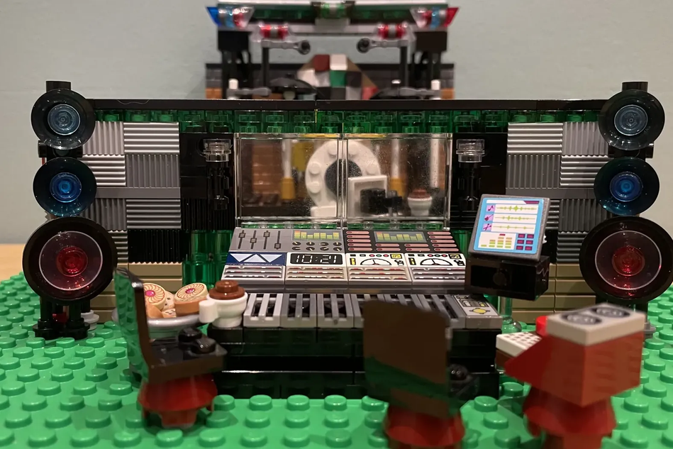 LEGO IDEAS Dave s Lego Recording Studio